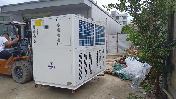 ¿Qué causa que el enfriador de agua tenga fugas? ¿Cómo solucionarlo?